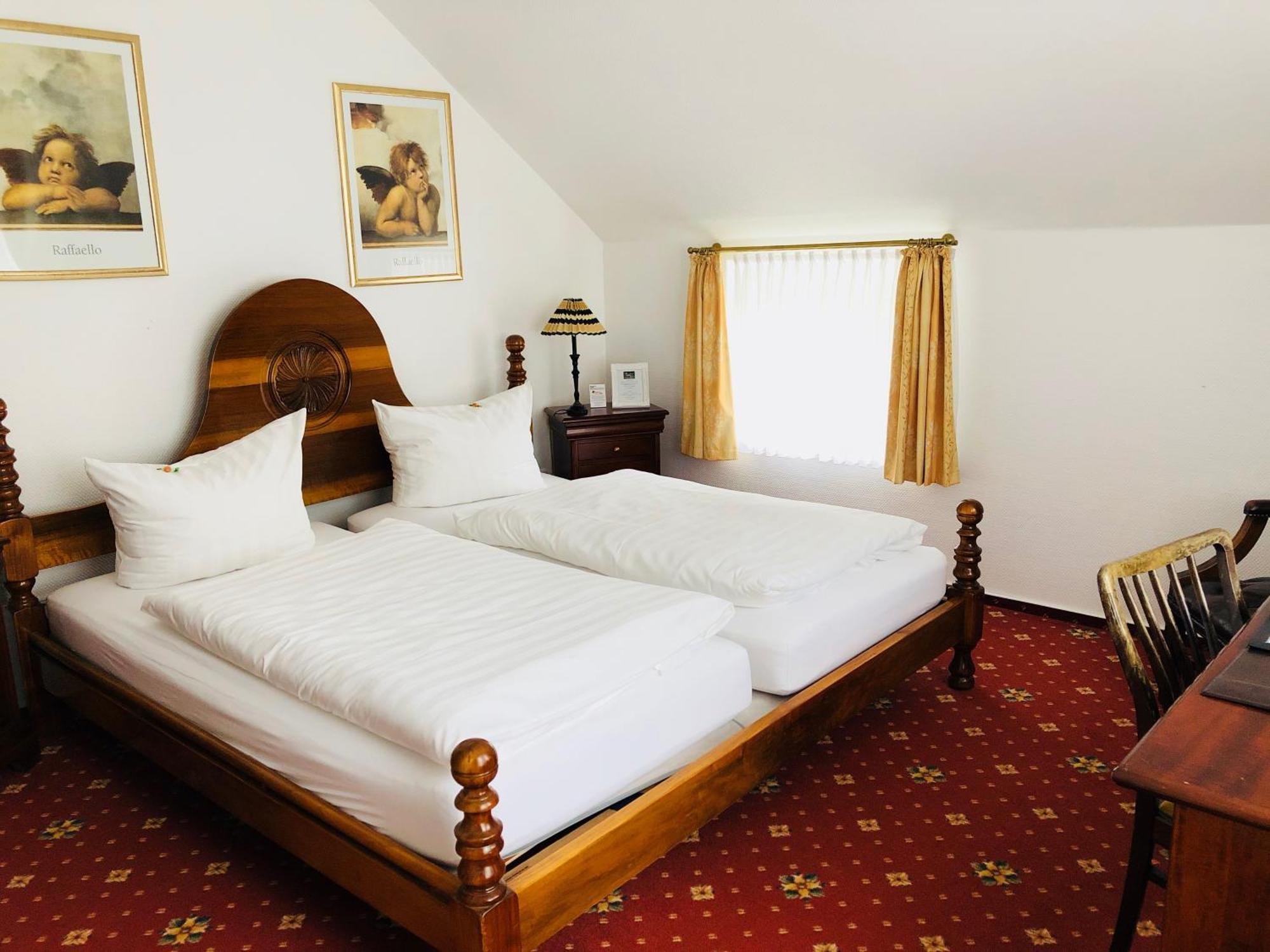 Waldhaus Oelper Hotel บราวน์ชไวก์ ภายนอก รูปภาพ