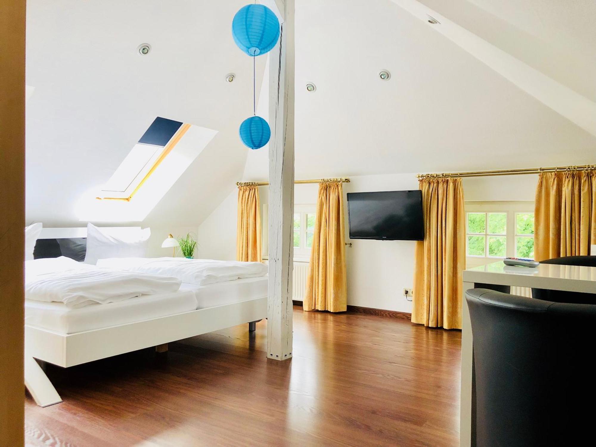Waldhaus Oelper Hotel บราวน์ชไวก์ ภายนอก รูปภาพ